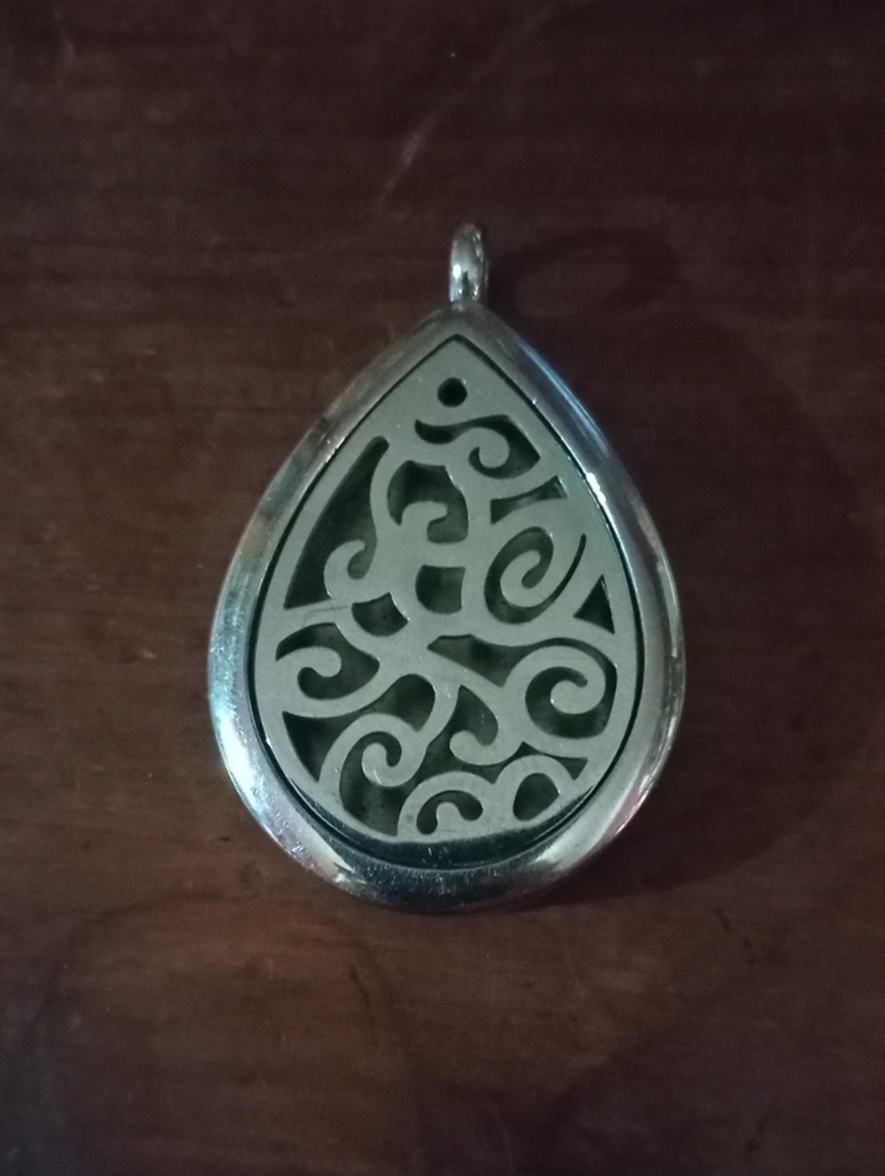 Silver Teardrop Filigree Locket Magnetic Closure Pendant Necklace - Silver